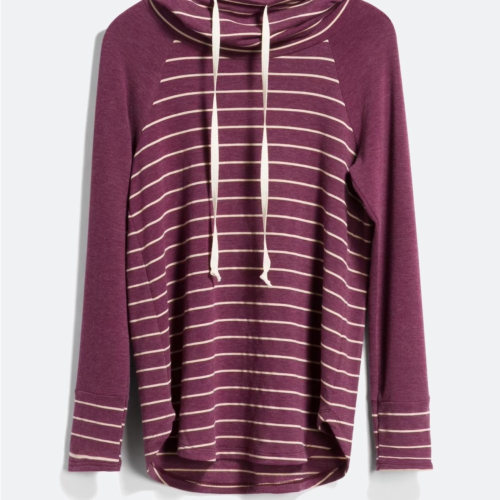 Pink Clover Maroon and Beige Knit Top
